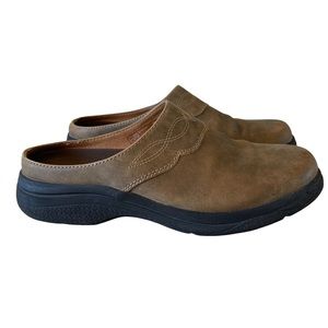 Ariat Bridgeport mule/clog bomber brown leather size 8 GUC